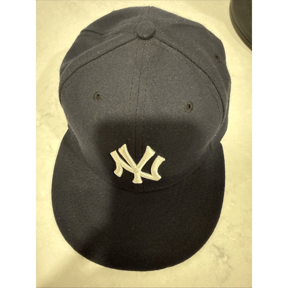 New Era New York Yankees CAP HAT Derek Jeter 59Fifty Fitted  Size 7 MLB